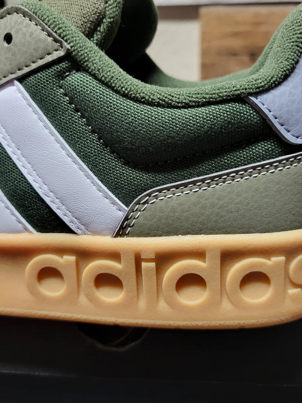 *NEW* Adidas Breakbase J JR9783 Night Cargo Green White Shoes Size 6 Women's 7